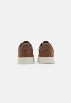 Pier One UnisexSneakers BasseCognac Donna Sneakers PI915O02S-O11 8 Pier One UnisexSneakers BasseCognac Donna Sneakers PI915O02S-O11 -Negozio online Pier One Italia 8fc46a00bfc54014b9ab0c4b860fd9e9 scaled