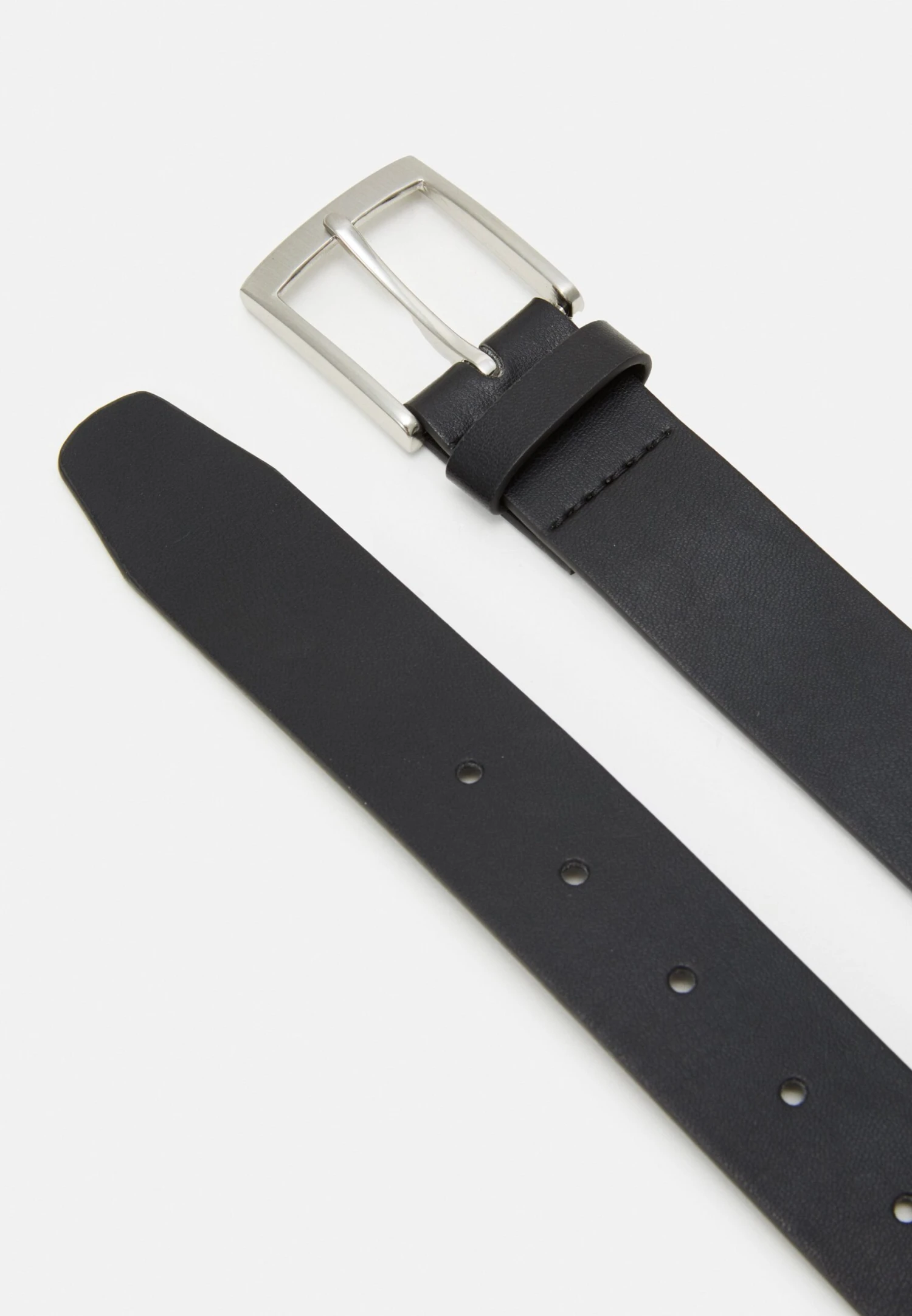 Pier One CinturaBlack Uomo Cinture PI952D03K-Q11 2 Pier One CinturaBlack Uomo Cinture PI952D03K-Q11 - immagine 2