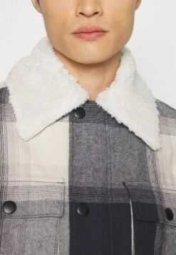 Pier One Giacca Leggera - Black/Beige 13 Pier One Giacca Leggera - Black/Beige -Negozio online Pier One Italia 945f448dee1941e48afc57d7a97d17e2