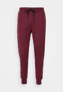 Pier One Pantaloni SportiviBordeaux Uomo Pantaloni PI922E03N-G11 -Negozio online Pier One Italia 99f1f22221d14a5293cd97cc42f2647d