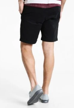 Pier One ShortsBlack Uomo Bermuda PI922FA1G-Q11 -Negozio online Pier One Italia 9d7424c8dd124c248bb0db4f4093b231
