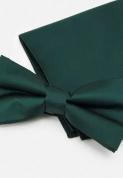 Pier One Set- Altri Accessori - Dark Green 11 Pier One Set- Altri Accessori - Dark Green -Negozio online Pier One Italia 9fcb16232ba94b3e9c1c528d5248f8f9