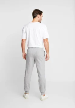 Pier One Pantaloni SportiviMottled Light Grey Uomo Pantaloni Sportivi E Joggers PI922E03I-C11 8 Pier One Pantaloni SportiviMottled Light Grey Uomo Pantaloni Sportivi E Joggers PI922E03I-C11 -Negozio online Pier One Italia a2fee82a35734bb2921d2f084d11e5f6 scaled