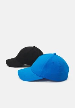 Pier One Unisex 2 PackCappellinoBlack/Blue Uomo Cappellie Berretti PI954Q005-Q12 -Negozio online Pier One Italia a3222d339bdc4db48163ddac86f243fe