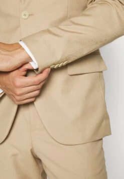 Pier One CompletoBeige Uomo Completi E Cravatte PI922A02G-B11 -Negozio online Pier One Italia a3806dd572714afc95007b85b66cb0f4