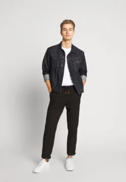 Pier One 3 PackT-Shirt BasicGrey/White/Black Uomo T-shirt E Polo PI922O0K8-C11