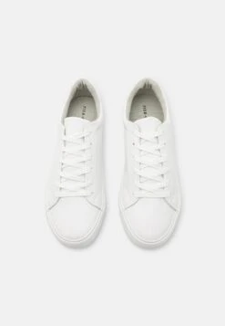 Pier One Sneakers BasseWhite Uomo Sneaker PI912O057-A11 -Negozio online Pier One Italia a69f39e681f54ad190389a1a133e901d