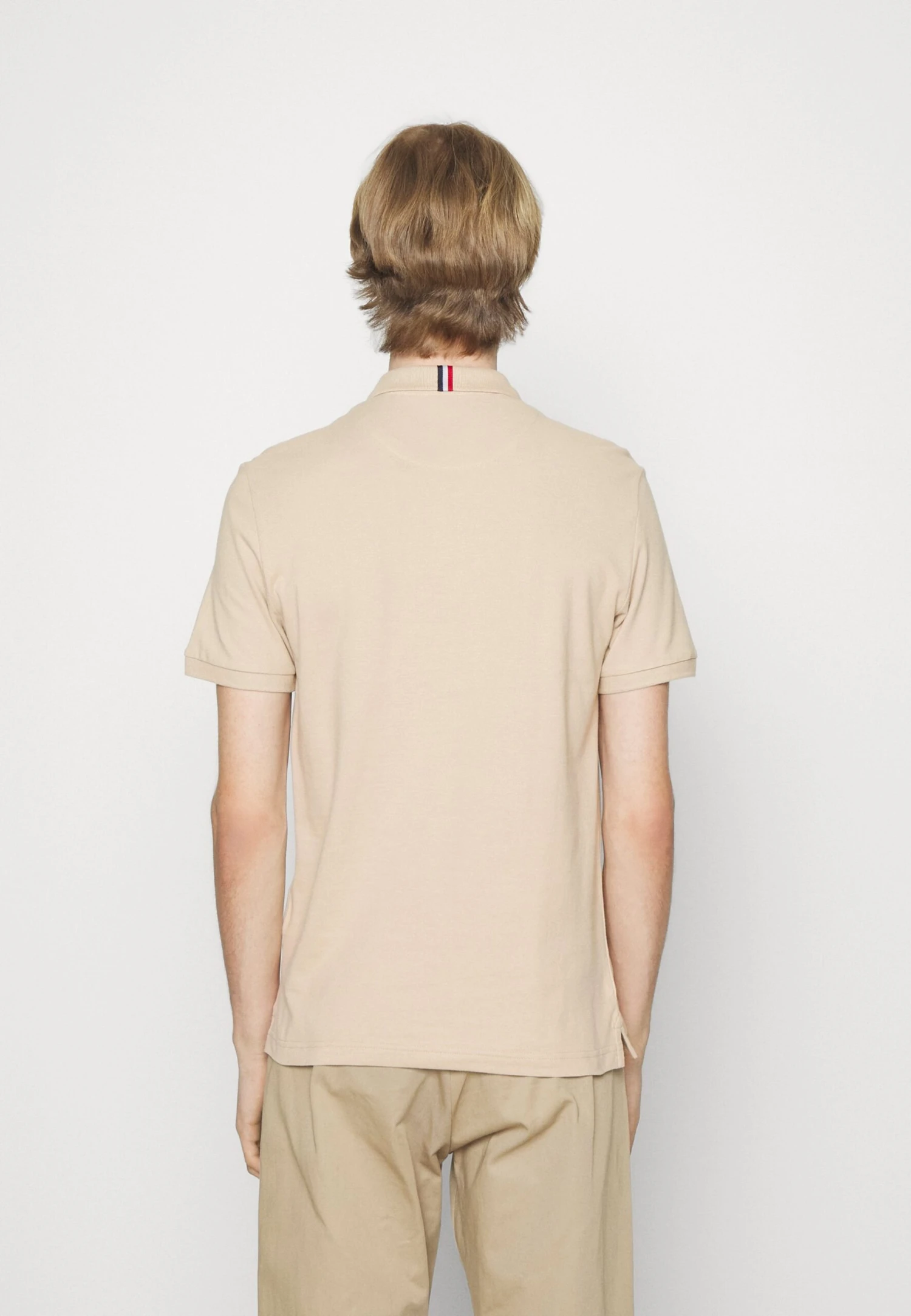 Pier One Tricolore Trim PoloBeige Uomo T-shirt E Polo PI922P03N-B11 3 Pier One Tricolore Trim PoloBeige Uomo T-shirt E Polo PI922P03N-B11 - immagine 3
