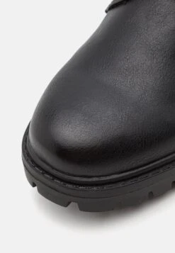 Pier One UnisexStivaletti StringatiBlack Uomo Stivaletti/Stivali PI915K009-Q11 11 Pier One UnisexStivaletti StringatiBlack Uomo Stivaletti/Stivali PI915K009-Q11 -Negozio online Pier One Italia aa9b4676eb2849e7b2097cdba41b0e08