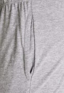 Pier One 3 PackPantaloni Del PigiamaDark Blue /Mottled Dark Grey/Dark Green Uomo Per La Notte PI982L00F-K13 -Negozio online Pier One Italia adbcb08bd3ac461288f51f2b12eb38e1