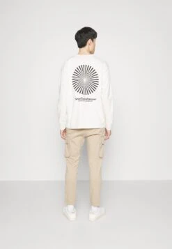 Pier One Cuffed Skinny Trouser Pantaloni CargoTan Uomo Pantaloni YO122E01H-B13 7 Pier One Cuffed Skinny Trouser Pantaloni CargoTan Uomo Pantaloni YO122E01H-B13 -Negozio online Pier One Italia ae920843b5334305bdf09cee94244e7a