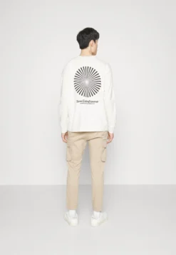 Pier One Cuffed Skinny Trouser Pantaloni CargoTan Uomo Pantaloni YO122E01H-B13 7 Pier One Cuffed Skinny Trouser Pantaloni CargoTan Uomo Pantaloni YO122E01H-B13 -Negozio online Pier One Italia ae920843b5334305bdf09cee94244e7a scaled