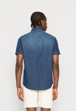 Pier One CamiciaDark Blue Uomo Camicie PI922D0CY-K11 -Negozio online Pier One Italia afb1f78390f84b6fbb7cb44dce415c09
