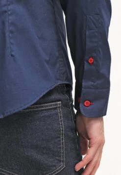 Pier One CamiciaDark Blue/Red Uomo Completi E Cravatte PI922D02W-K12 -Negozio online Pier One Italia b212f31e981944508589b4716cbae3d6