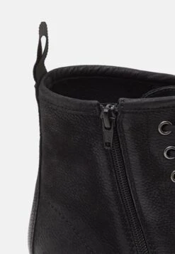 Pier One LeatherStivaletti StringatiBlack Uomo Stivaletti/Stivali PI912K0BF-Q11 11 Pier One LeatherStivaletti StringatiBlack Uomo Stivaletti/Stivali PI912K0BF-Q11 -Negozio online Pier One Italia bcb2f3f50d714aac93976964fc54f71b