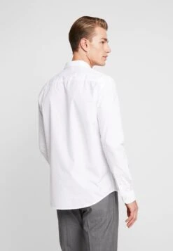 Pier One 2 PackCamicia EleganteWhite/Light Blue Uomo Camicie PI922D08G-A11 -Negozio online Pier One Italia be6c104a9fb24ec4b7e3fbf862bb62fa