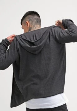 Pier One CardiganMottled Dark Grey Uomo Maglieria PI922Q05L-C11 -Negozio online Pier One Italia bea149fe85464cfc9895f311915f78d6