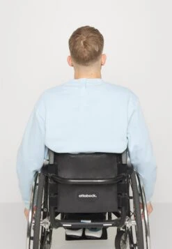 Pier One FelpaLight Blue Uomo Maglieria E Felpe PI922S0FN-K11 11 Pier One FelpaLight Blue Uomo Maglieria E Felpe PI922S0FN-K11 -Negozio online Pier One Italia c1c8b420e3c84376aafedb9c67c7f7c0