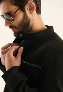 Pier One Giacca In SimilpelleBlack Uomo Giacche PI922T04S-Q11 9 Pier One Giacca In SimilpelleBlack Uomo Giacche PI922T04S-Q11 -Negozio online Pier One Italia c318a0e8153447d2817e0b0e74026954 scaled