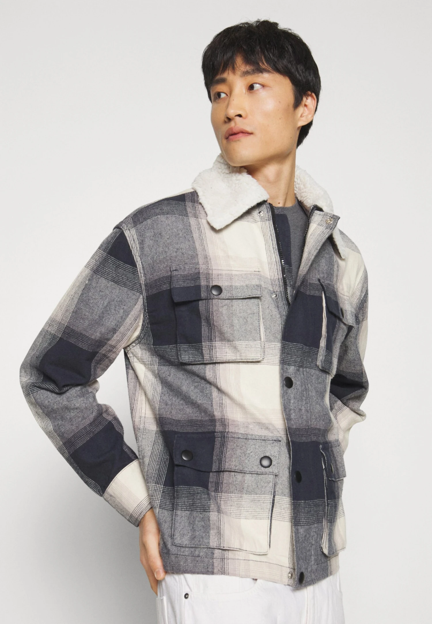 Pier One Giacca Leggera - Black/Beige 1 Pier One Giacca Leggera - Black/Beige