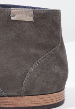 Pier One Stringate ElegantiShark/Cognac Uomo Scarpe Con I Lacci PI912AA4A-C11 11 Pier One Stringate ElegantiShark/Cognac Uomo Scarpe Con I Lacci PI912AA4A-C11 -Negozio online Pier One Italia ca6c9d7b82a449058960be26da75f18d