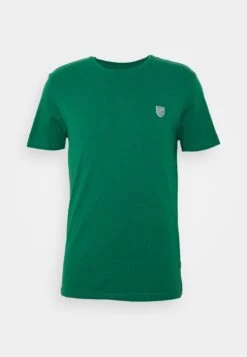 Pier One T-Shirt BasicDark Green Uomo T-shirt E Polo PI922O0Q8-M11 10 Pier One T-Shirt BasicDark Green Uomo T-shirt E Polo PI922O0Q8-M11 -Negozio online Pier One Italia cdbd01a46ac94068a022ae6d1cb65a68