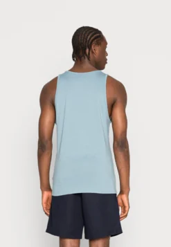 Pier One 3 PackTopGreen / White / Light Blue Uomo T-shirt E Polo PI922O0V8-M11 9 Pier One 3 PackTopGreen / White / Light Blue Uomo T-shirt E Polo PI922O0V8-M11 -Negozio online Pier One Italia ce6d6d6797e842d9b0927875df079a02 scaled