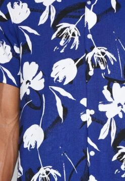 Pier One CamiciaDark Blue Uomo Camicie PI922D0CX-K11 -Negozio online Pier One Italia d4862873930c402e948ecebaff132c8d