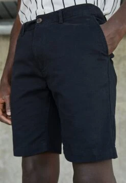 Pier One 2 Pack - Shorts - Black/Olive -Negozio online Pier One Italia d524b5a279394f7b8bcc1a11f79629f3