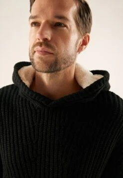 Pier One MaglioneBlack Uomo Maglieria E Felpe PI922Q0BW-Q11 11 Pier One MaglioneBlack Uomo Maglieria E Felpe PI922Q0BW-Q11 -Negozio online Pier One Italia d56bded645e340c6a797d70886088824