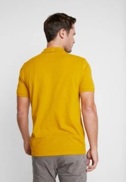 Pier One PoloMustard Uomo T-shirt E Polo PI922P01O-E11 -Negozio online Pier One Italia d9e05850b3cc4fa2b91874338a2f0581