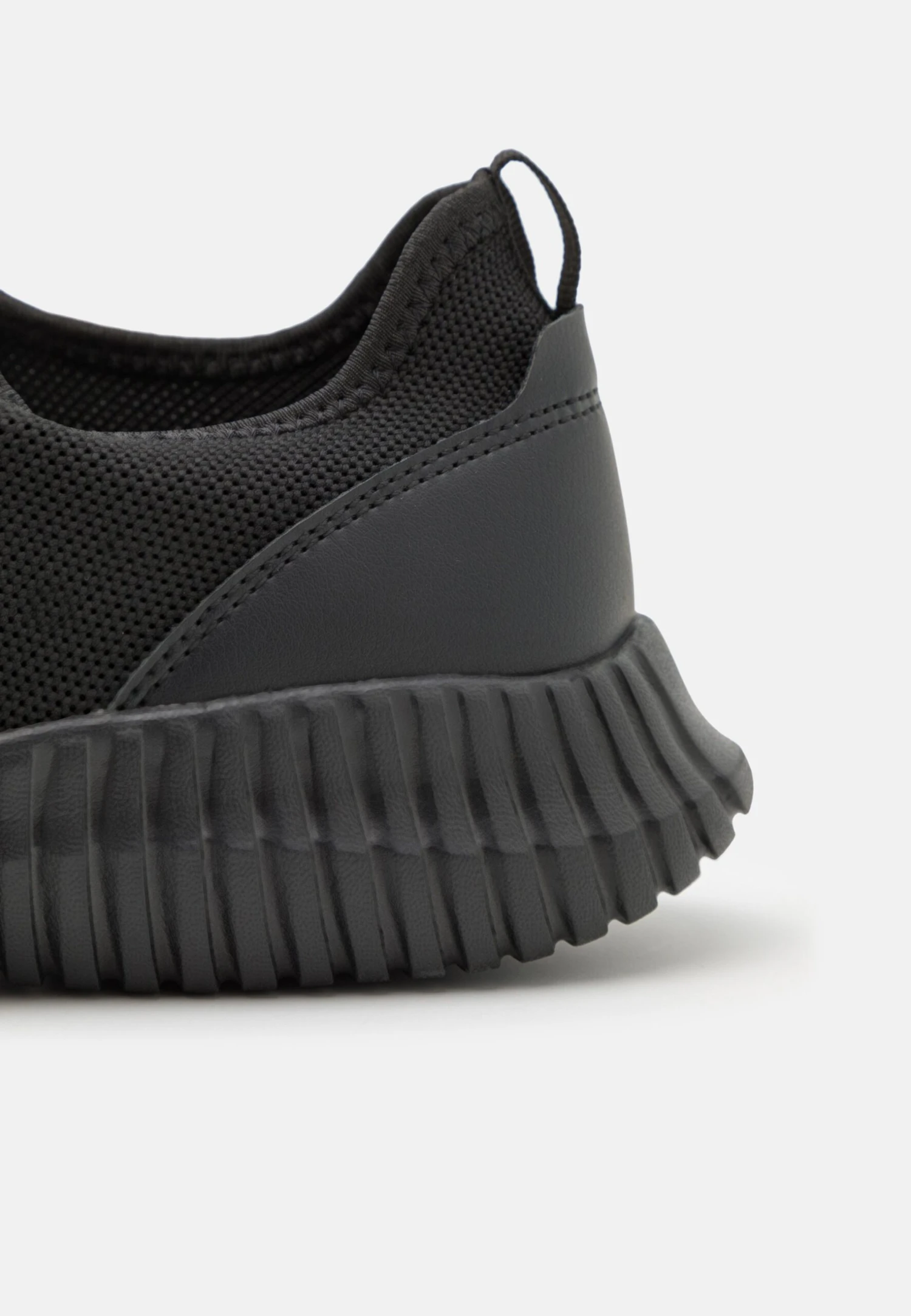 Pier One Sneakers BasseBlack Uomo Sneaker PI915O025-Q11 6 Pier One Sneakers BasseBlack Uomo Sneaker PI915O025-Q11 - immagine 6