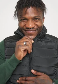 Pier One SmanicatoBlack Uomo Giacche PI922T04E-Q11 -Negozio online Pier One Italia df3977bebe484975899d564025048a02