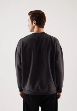 Pier One FelpaGrey Uomo Maglieria E Felpe PI922S0HF-C12 -Negozio online Pier One Italia e044947386de4ace80bc150bcc4753f9