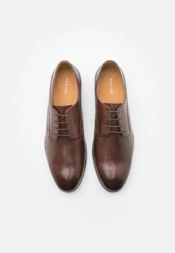 Pier One LeatherStringateBrown Uomo Scarpe Eleganti PI912M0E7-O11 -Negozio online Pier One Italia e16ae3bcd3554c4ebf4319c6e9f00c52