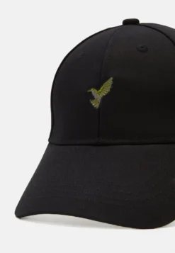 Pier One UnisexCappellinoBlack Donna Cappelli E Foulard PI954Q004-Q11 -Negozio online Pier One Italia e562764f3cc64fc4874c8d51e611d993 scaled