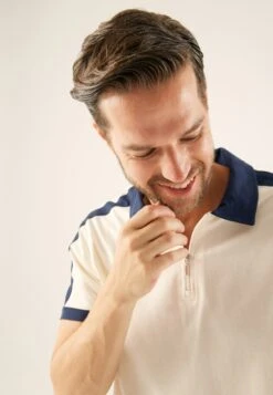 Pier One PoloOff-White Uomo T-shirt E Polo PI922P08B-A11 -Negozio online Pier One Italia e85df9dd68b145d9ae35a7bea305c437