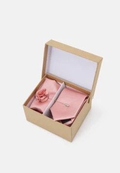 Pier One SetAltri AccessoriPink Uomo Cravatte E Accessori PI952R03D-J11 -Negozio online Pier One Italia ecc40dfacdcc4f4e875d92878e9ced65