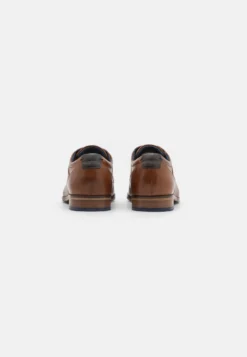 Pier One LeatherStringateCognac Uomo Scarpe Con I Lacci PI912M0CD-O11 8 Pier One LeatherStringateCognac Uomo Scarpe Con I Lacci PI912M0CD-O11 -Negozio online Pier One Italia ee6635911d2b45d5ac16c78f61ca4c2a scaled