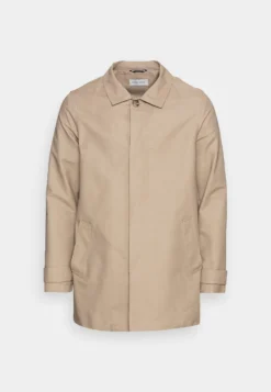 Pier One Commuter Coat Cappotto CortoTan Uomo Cappotti PI922T04G-B11 10 Pier One Commuter Coat Cappotto CortoTan Uomo Cappotti PI922T04G-B11 -Negozio online Pier One Italia f31a8a30813e4c0dafda3e75f062c161 scaled