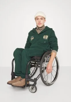 Pier One FelpaDark Green Uomo Maglieria E Felpe PI922S0FU-M11 -Negozio online Pier One Italia f524114c05f84adea2e8c6d9fb1eacc8