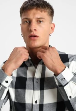 Pier One Camicia - Black/White -Negozio online Pier One Italia f53db08a39734cb0a9045c08ab5cf6e6